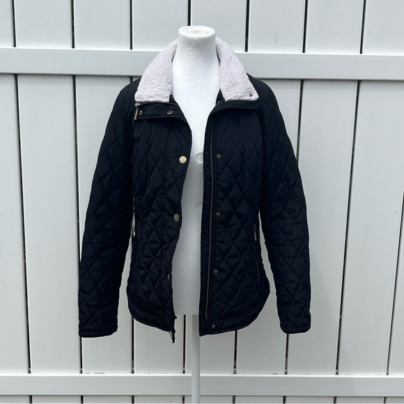 Michael Kors Black Quilted Jacket with Cream Collar - Picture 1 of 8